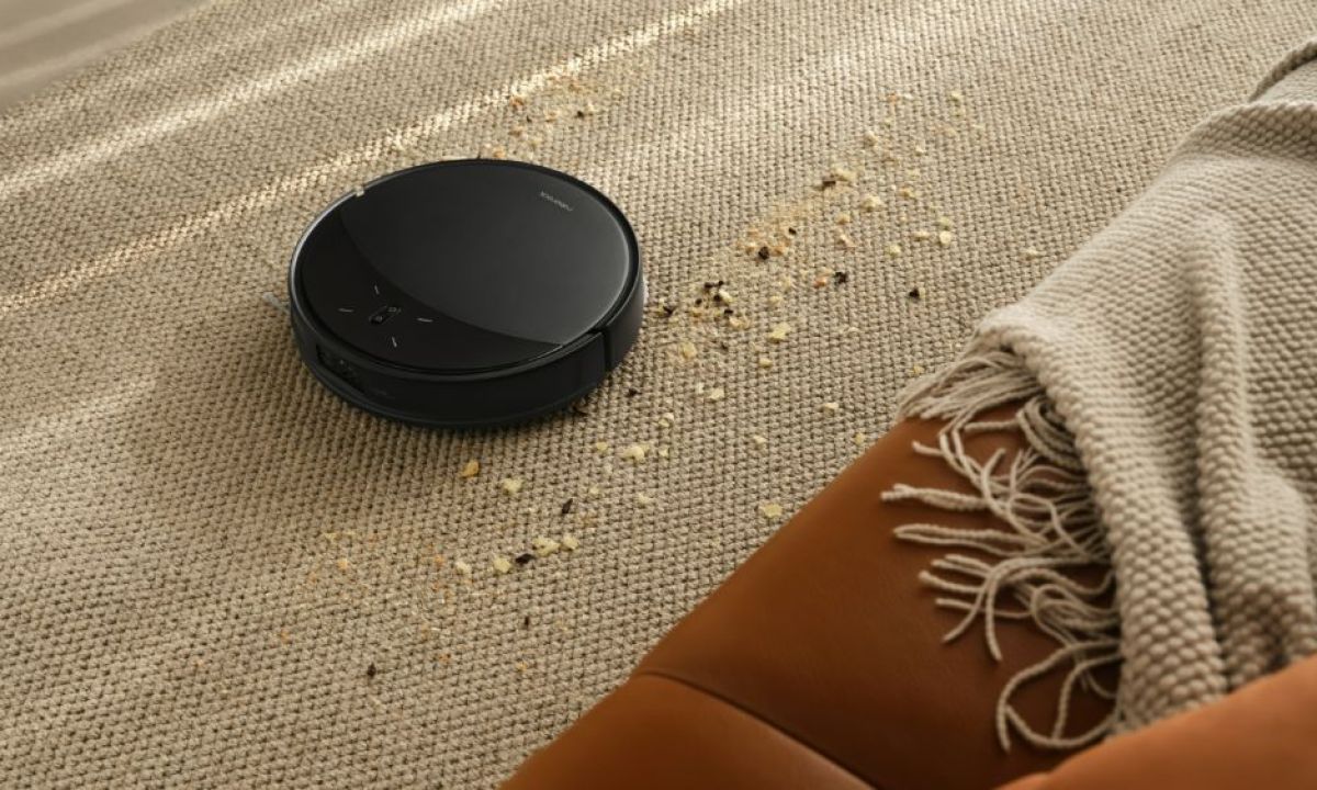 The Saros vacuuming